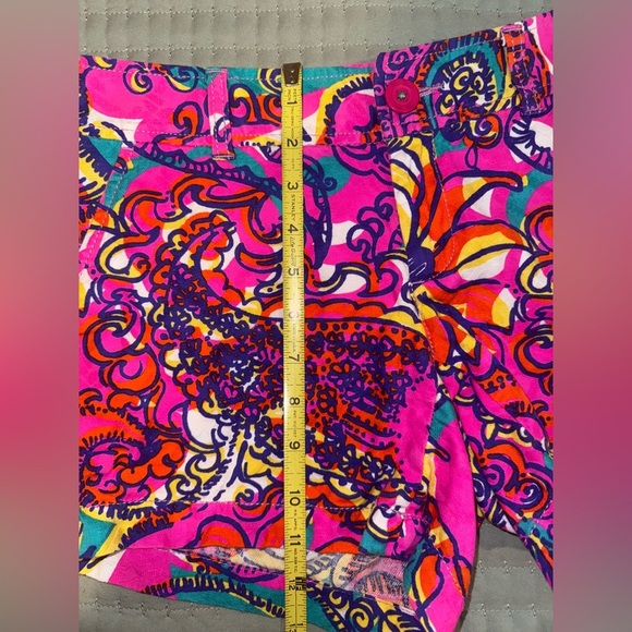 Lilly Pulitzer The Callahan Short Textured Paisley Print Cotton Size 2. EUC - Picture 3 of 11